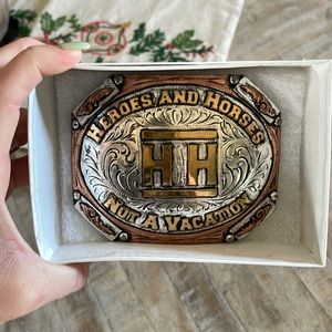 Heroes & Horses belt buckle